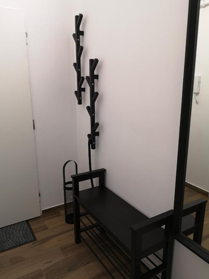 Fine Apartment In Centrum Of Slany With Aircondition Luaran gambar